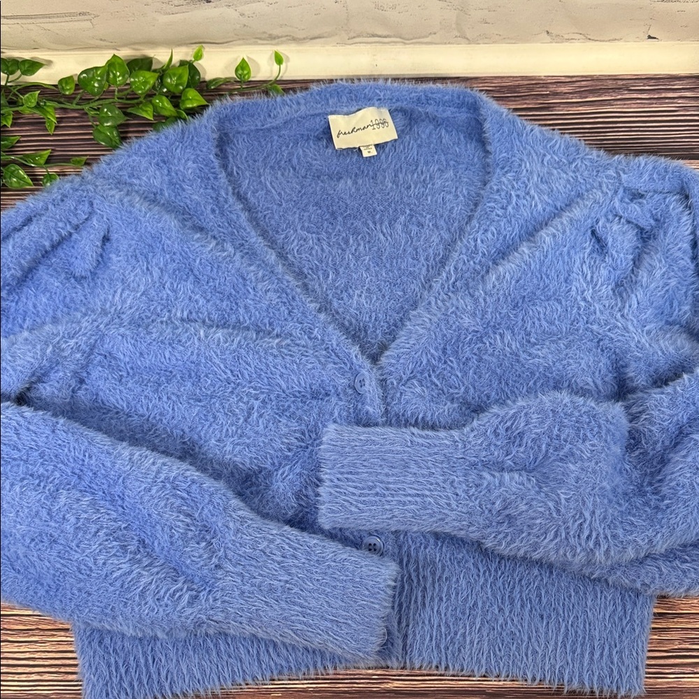 Freshman 1996 Soft and Fluffy Periwinkle Blue Women's Cardigan Crop Puff Sleeve - Picture 7 of 11